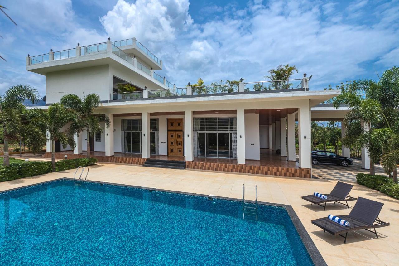 Saffronstays Odyssey, Karjat - 10 Acres Pet-Friendly Estate With Swimming Pool Chinchavli Екстер'єр фото
