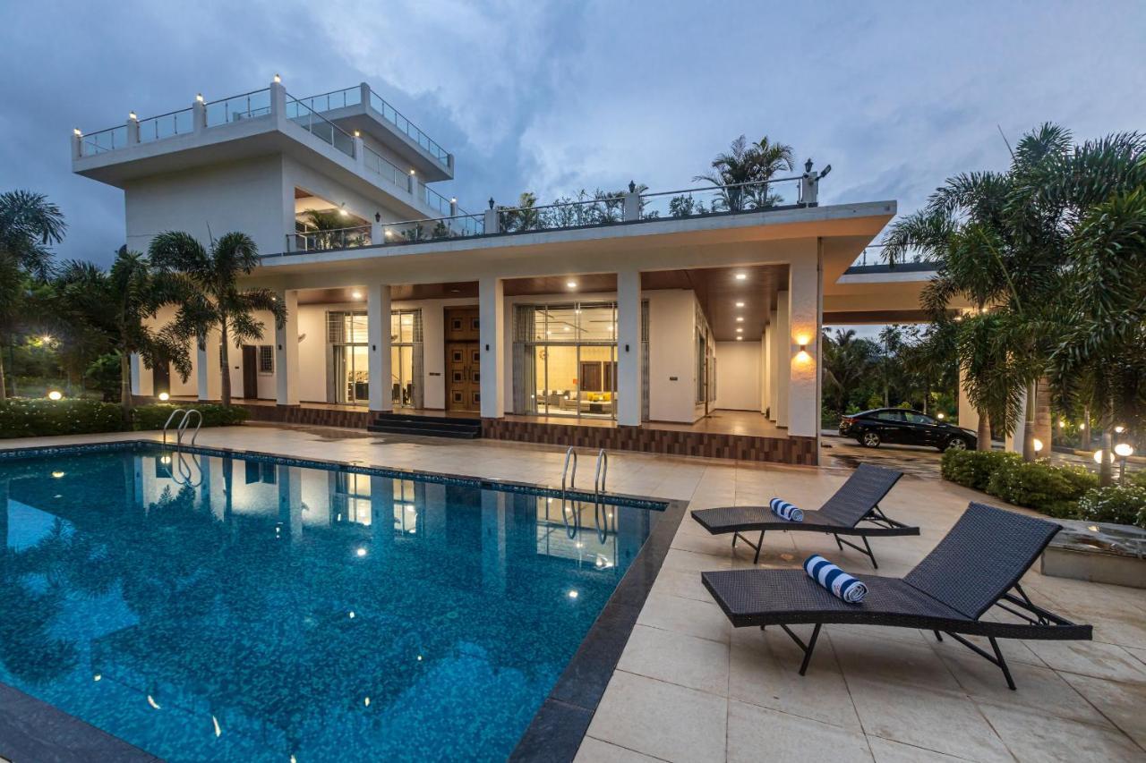 Saffronstays Odyssey, Karjat - 10 Acres Pet-Friendly Estate With Swimming Pool Chinchavli Екстер'єр фото
