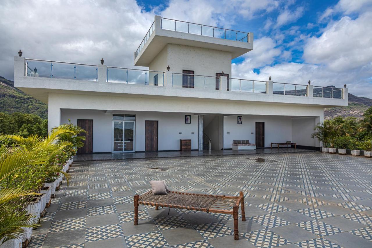 Saffronstays Odyssey, Karjat - 10 Acres Pet-Friendly Estate With Swimming Pool Chinchavli Екстер'єр фото